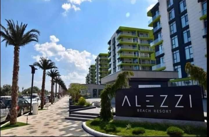 Iriny Apartment Spa&Pool By Alezzi Beach Resort Navodari Dış mekan fotoğraf