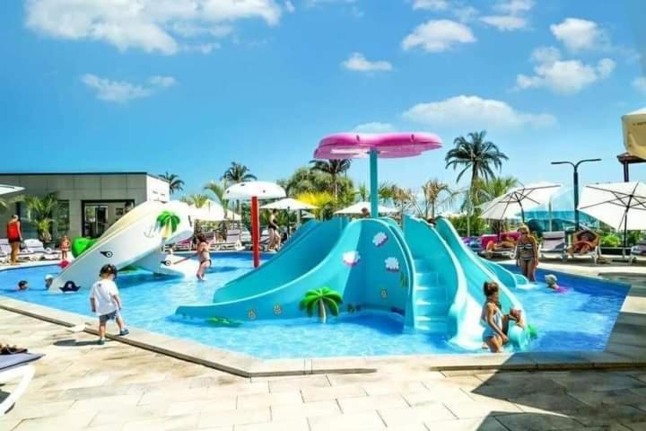 Iriny Apartment Spa&Pool By Alezzi Beach Resort Navodari Dış mekan fotoğraf