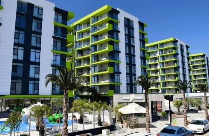 Iriny Apartment Spa&Pool By Alezzi Beach Resort Navodari Dış mekan fotoğraf